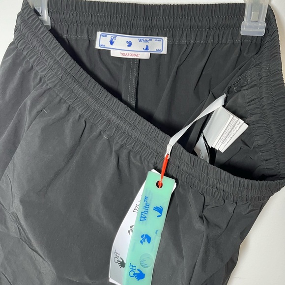 Off White Men’s Shorts - Picture 7 of 9